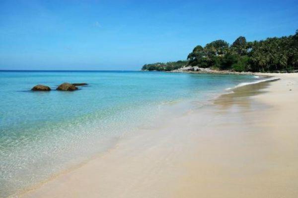 Kalim Beach Place Patong Exterior photo